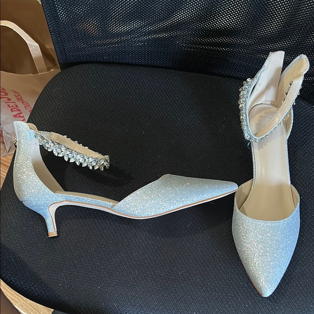 Elegant Silver Women's Heels with Embellished Strap